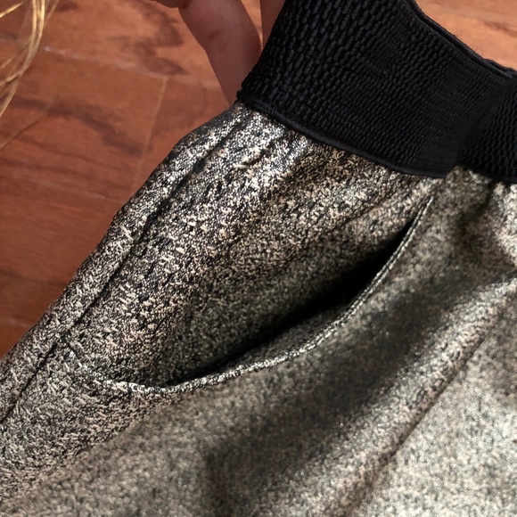 NWT Cynthia Rowley Gold Foil Mini Skirt Size 6 - Picture 5 of 6